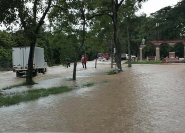 Lluvias intensas en Tabasco provocan desbordamiento del río de la Sierra; reportan inundaciones en algunas comunidades