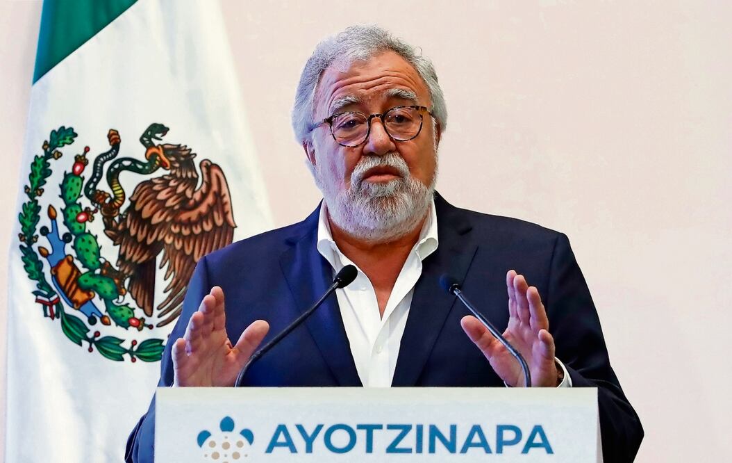 Con la renuncia de Encinas a la investigación del caso Ayotzinapa ganó la opacidad del Ejército, acusan activistas. Foto: EFE