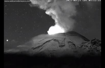 VIDEOS: Volcán Popocatépetl presentó dos explosiones la madrugada de este martes
