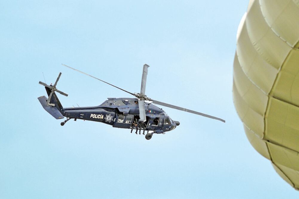 El nuevo Código de Ética prevé como conducta contraria a la integridad utilizar el parque vehicular terrestre, marítimo o aéreo, oficial, para uso particular (ARCHIVO. EL UNIVERSAL)