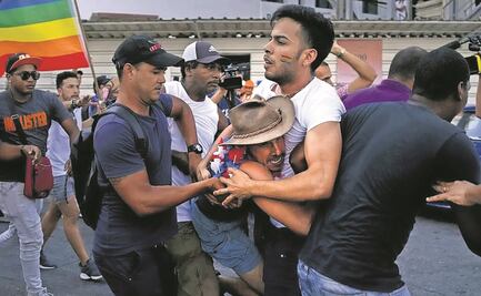 Prevén fin del muro de la homofobia de Fidel Castro en Cuba