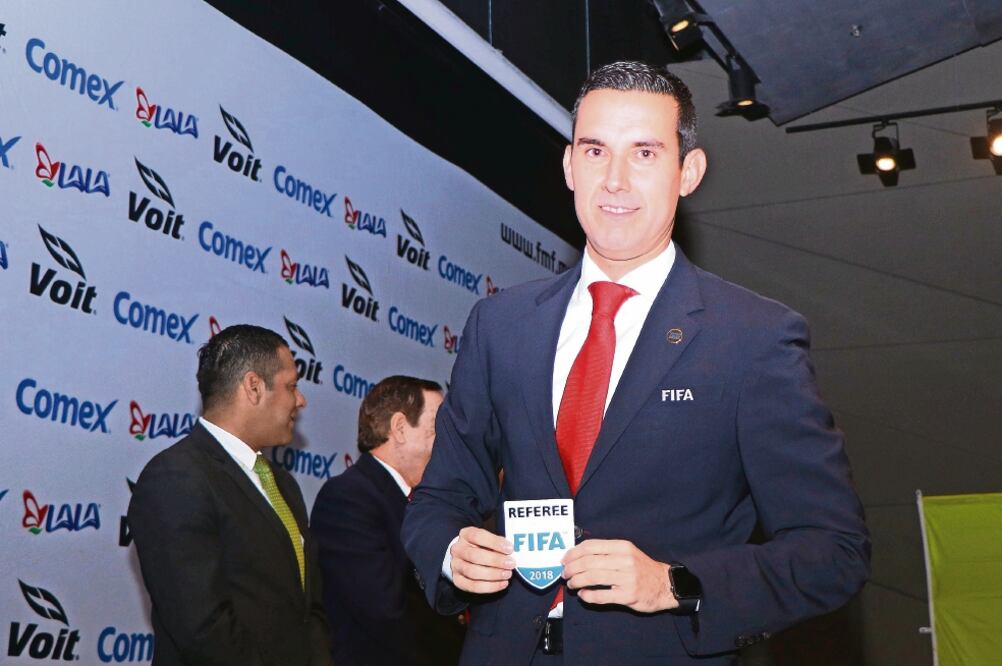 César Ramos, uno de los que recibió su gafete FIFA (IMAGO7)