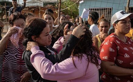 ICE enviaría nombre y dirección de migrantes indocumentados para cotejarlos con bases de contribuyentes, reporta The Washington Post