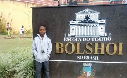 Niño deja su humilde barrio para bailar en escuela del Bolshói