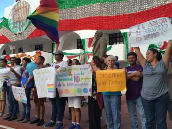 Exigen a Congreso de Q. Roo pronunciarse por estado laico