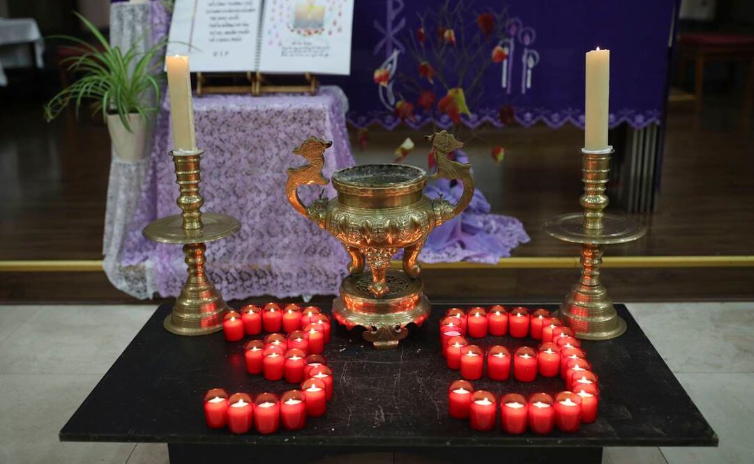 Homenaje a las 39 muertos hallados en Londres  (Foto: AP)