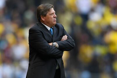 Miguel Herrera es expulsado en partido amistoso