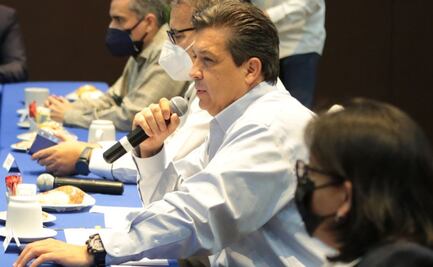 INE ordena a García Cabeza de Vaca borrar videos en Facebook por consulta popular