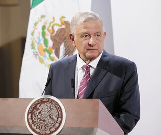 "Sin titubeo denunciaré un fraude electoral": AMLO