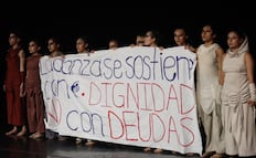 “La danza se sostiene con dignidad no con deudas”: Escuela Nacional de Danza Nellie y Gloria Campobello protesta en el CCU   