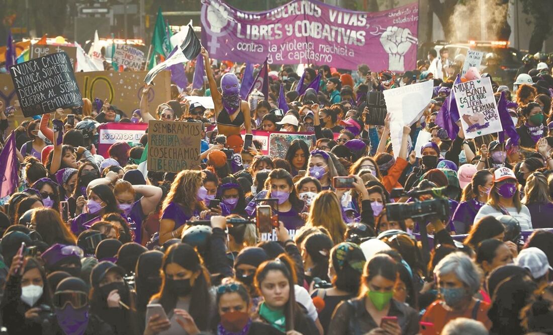 Unidas y con marchas alrededor del mundo, las mujeres mostraron su hartazgo ante las agresiones y feminicidios. Foto: Diego Simón/ EL UNIVERSAL.