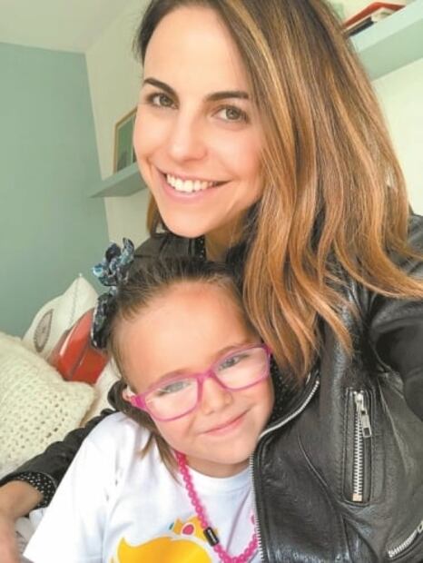 Así entretienen famosos a sus hijos esta cuarentena