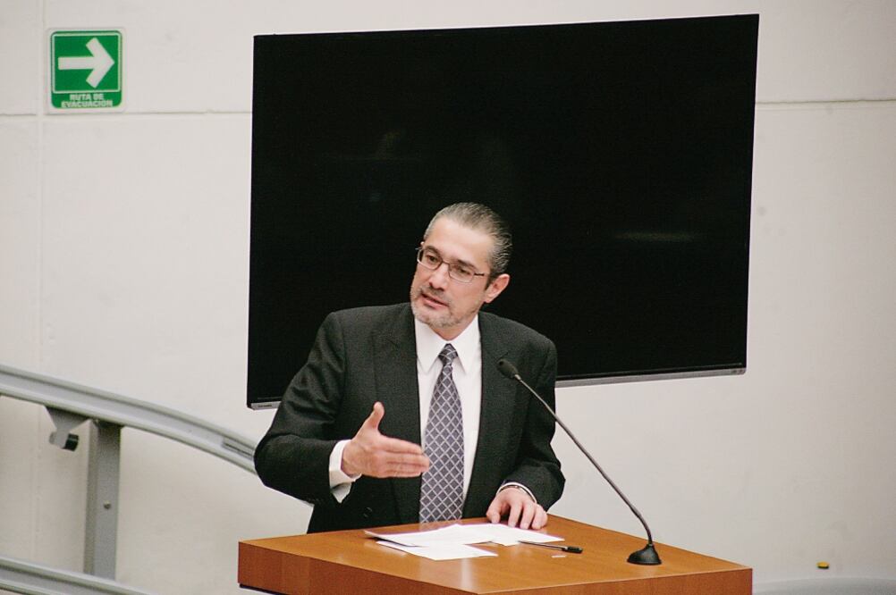 El procurador mexiquense, Alejandro Jaime Gómez Sánchez, aspirante a ministro de la Suprema Corte, fue severamente criticado por los senadores durante su comparecencia (IVÁN STEPHENS. EL UNIVERSAL)