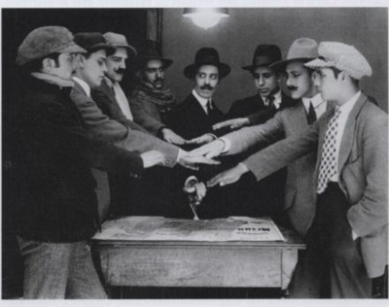 La primera banda que asaltaba en auto