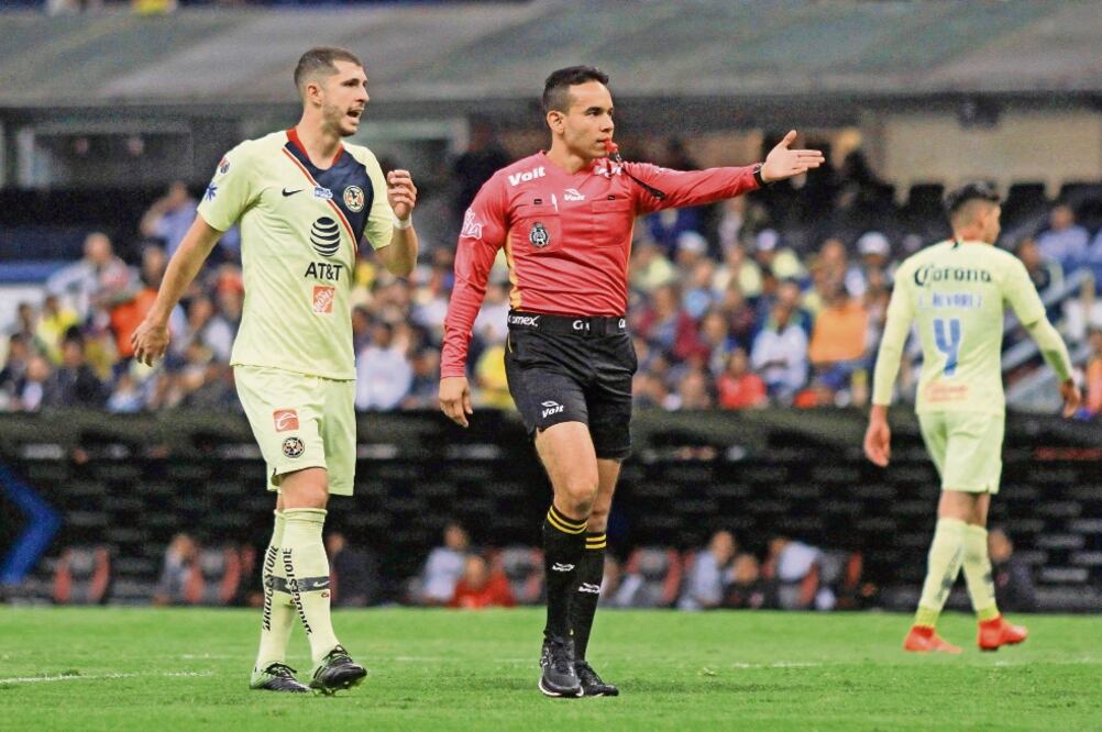 Guido Rodríguez admite que en los primeros encuentros les faltó chispa. Foto: RAFAEL VADILLO. IMAGO7 