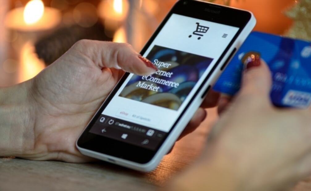 Las redes sociales son las principales fuentes de información para los asaltantes