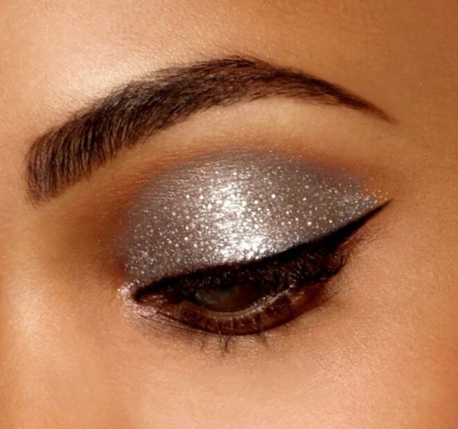 Maquillaje de impacto para brillar en Año Nuevo