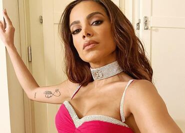Anitta se roba las miradas en la alfombra negra de los MTV VMAs