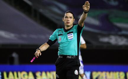 La Liga MX sufre por la incapacidad arbitral