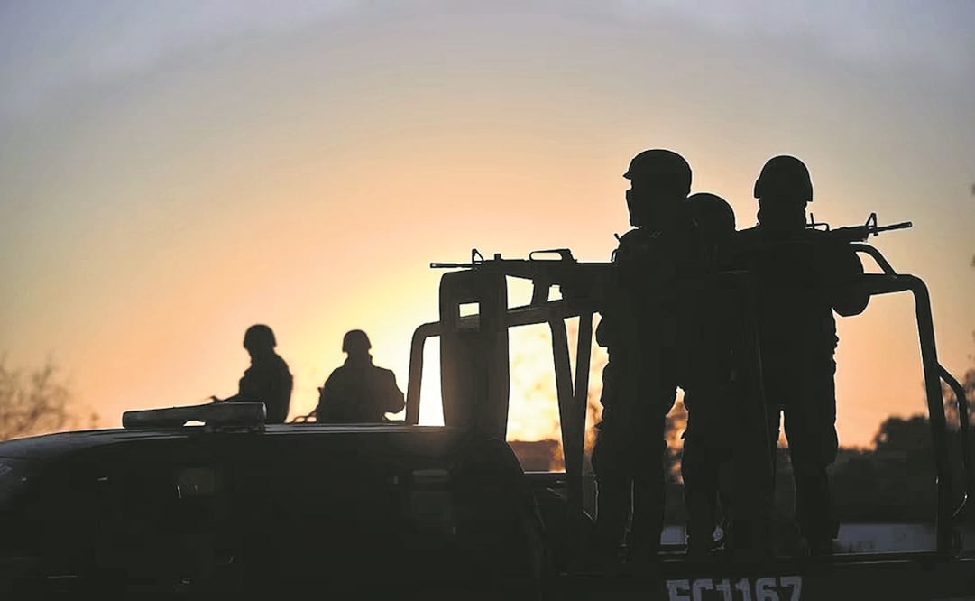 Acusan a marinos de secuestrar, torturar y matar a 2 jóvenes. Foto: EFE