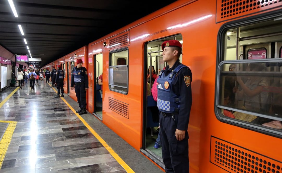 Operativo en el Metro CDMX en contra de vendedores ambulantes en las estaciones del Sistema de Transporte Colectivo. Foto: Archivo/ EL UNIVERSAL