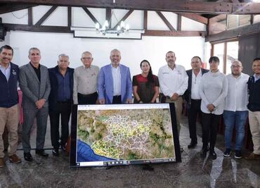 Semarnat realizará estudios de impacto ambiental para certificación voluntaria del cultivo de aguacate en Michoacán