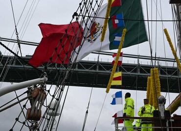 Sheinbaum celebra que Buque Escuela Cuauhtémoc volvió a zarpar, pero no hay dictamen de EU por accidente en Nueva York