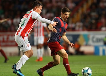 Necaxa le arrebata el triunfo a Chivas