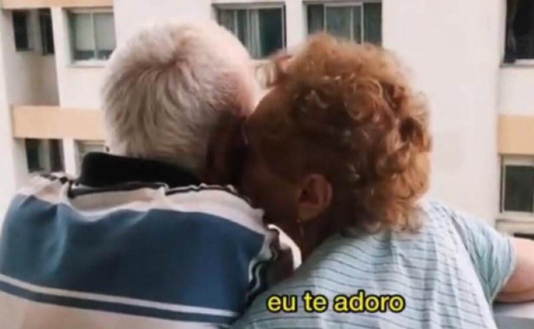 La pareja con alzhéimer se demostró su amor durante un momento de lucidez