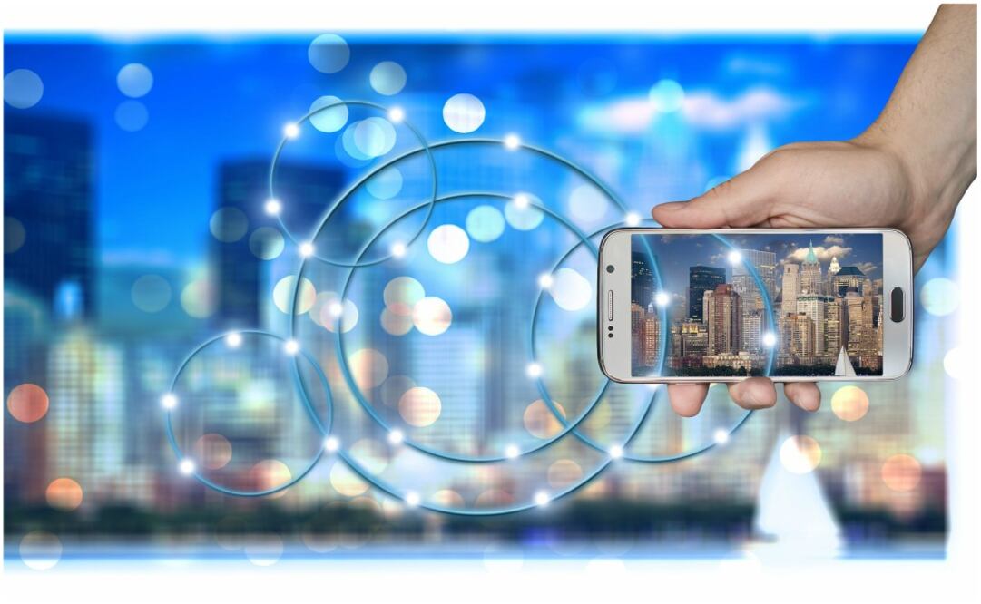 “Los candidatos presidenciales no tienen clara la importancia económica y de desarrollo que implica contar con una Agenda Digital Nacional. Ninguno de ellos tiene propuestas para reforzar los cinco ejes de desarrollo establecidos por el sector tecnológico