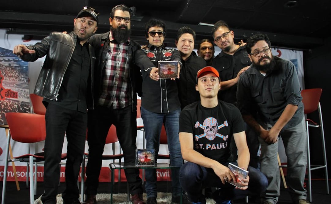 Los nueve integrantes de la banda recordaron que su sueño comenzó como estudiantes de Prepa 9 (AGUSTÍN SALINAS. EL UNIVERSAL)