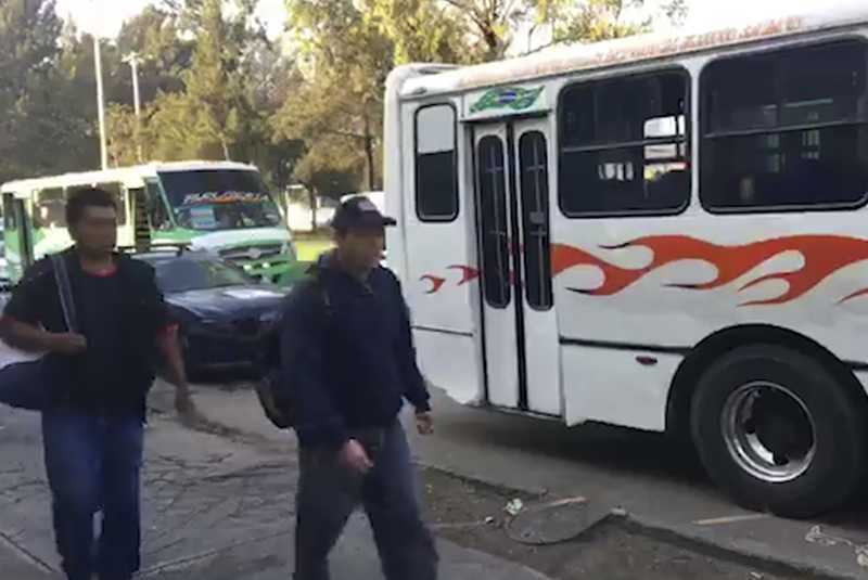 Muere pasajero en asalto a camión en Santa Martha Acatitla