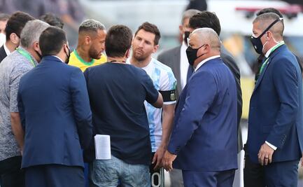 ¿Qué le dijo Messi a la persona que entró a la cancha a intentar llevarse a los argentinos?