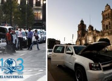 Estacionan en sentido contrario autos de secretarios y superdelegados en el Zócalo