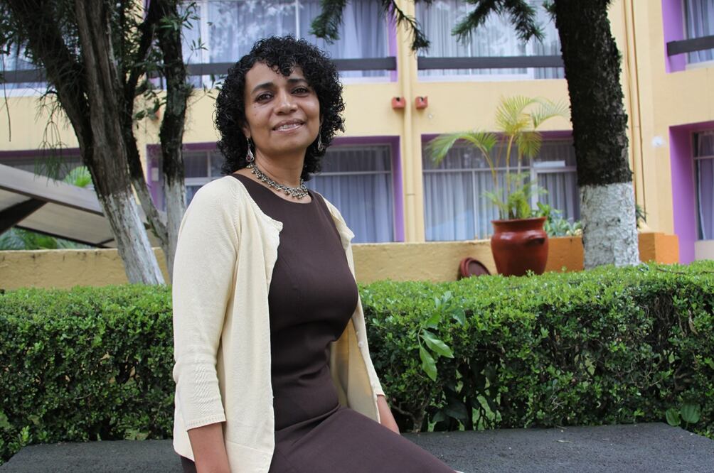 Malva Flores, ensayista, narradora y poeta. Foto: El Universal