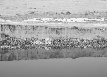 Hallan el cuerpo de un hombre en cauce del Río Lerma en Edomex