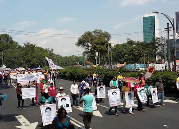 Asegura Núñez que gana menos de 30 mil al mes