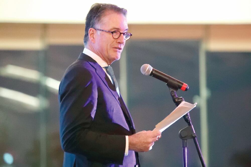 Juan Carlos Braniff, miembro del patronato de Inclúyeme, explicó que lo importante es convencer de que la causa de la fundación es importante. Foto: ARIEL OJEDA. EL UNIVERSAL