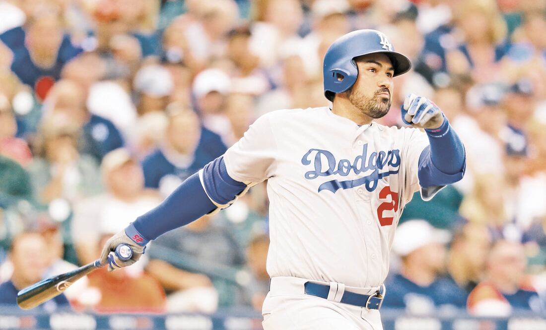 AP. Adrián González