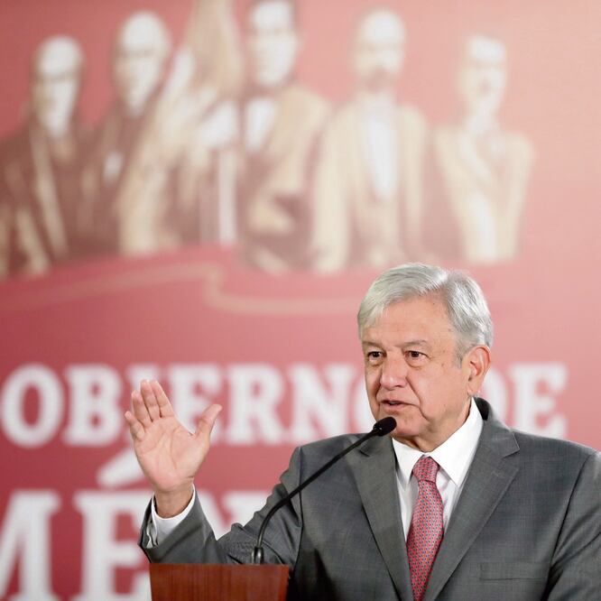 Mensaje. El presidente Andrés Manuel López Obrador aseguró que Barbosa Huerta es un “destacadísimo dirigente”. Foto: ARCHIVO EL UNIVERSAL