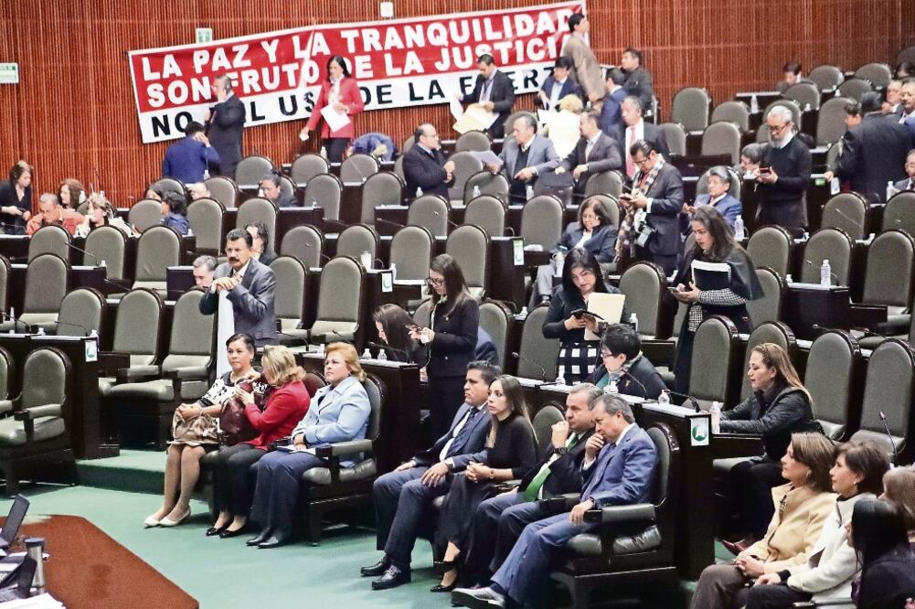 El dictamen de la Ley de Seguridad Interior establece que la intervención de las Fuerzas Armadas en estados y municipios tendrá temporalidad y no podrá exceder de un año. (ARIEL OJEDA. EL UNIVERSAL)