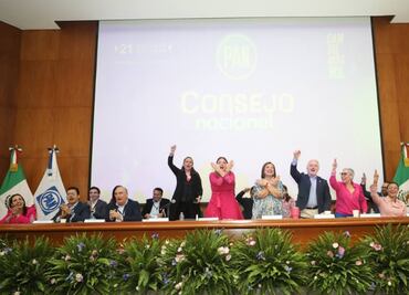 Consejo Nacional del PAN cierra filas con Xóchitl Gálvez; dan banderazo a precampaña