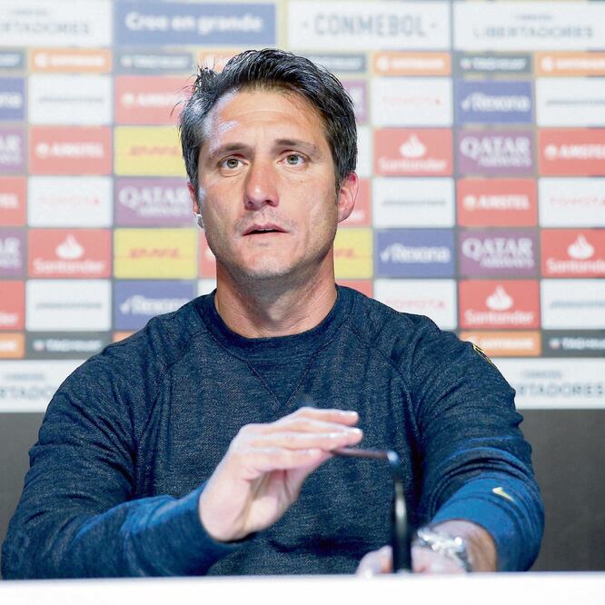 El técnico de Boca Juniors dijo que la violencia dañó al futbol de su país. RODRIGO SCHELOTTO. EFE