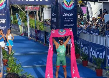 Crisanto Grajales conquista el Triatlón Xel-Há 2023