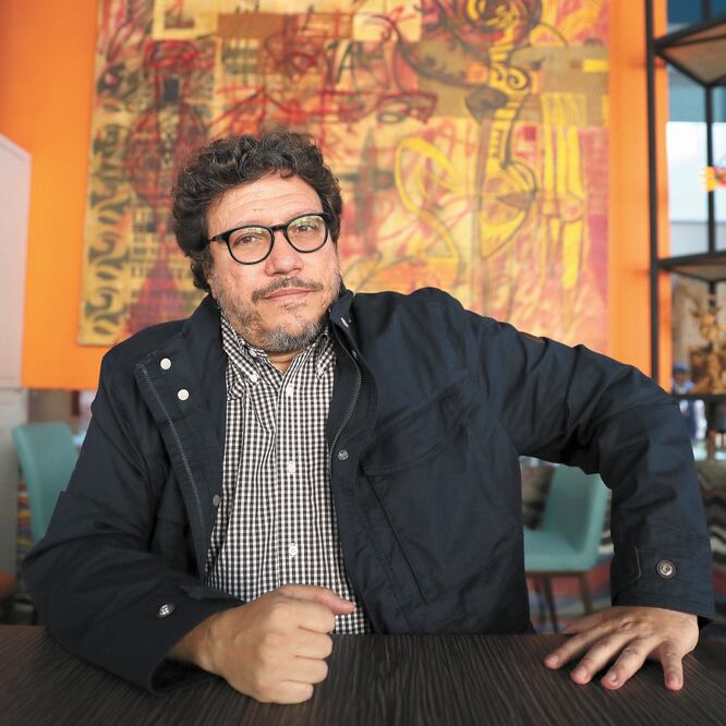 Para Santiago Gamboa, el realismo termina en novela negra, pues “en el fondo, la realidad es negra”. VALENTE ROSAS. EL UNIVERSAL