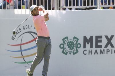 Abraham Ancer y Carlos Ortiz se reponen en segundo día del WGC