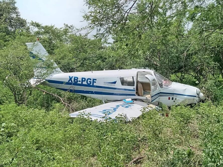 Cae avioneta en Morelos por falta de potencia en motor. Instructor y alumna resultan lesionados. Foto: Especial