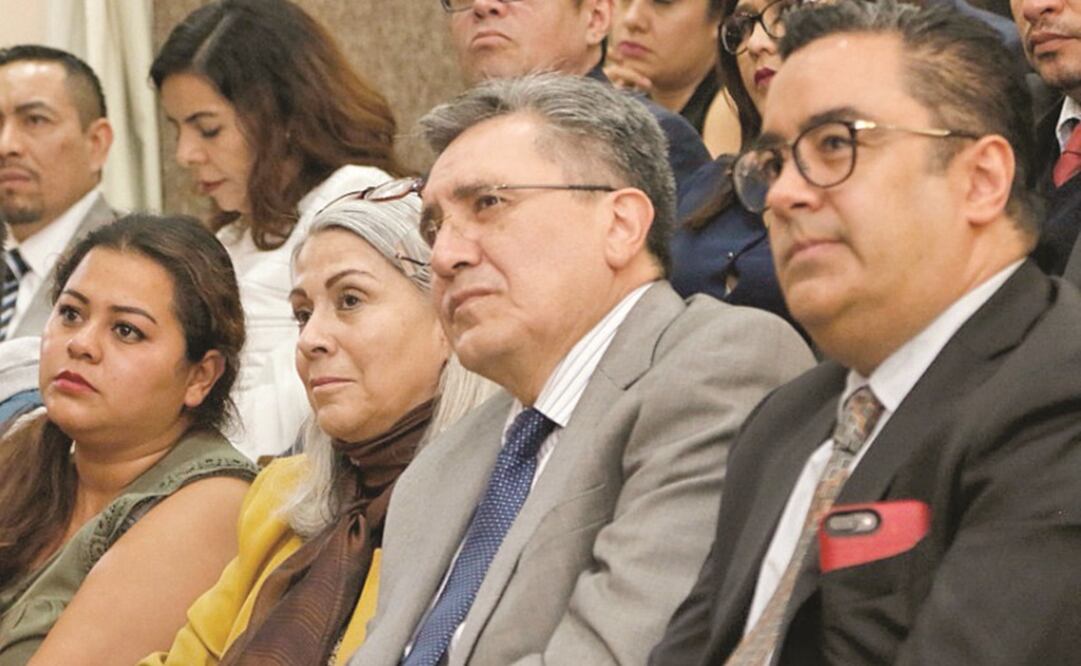 El presidente de la CNDH, Luis Raúl González (segundo de der. a izq.), durante la presentación del documental Salomé, un reencuentro con la libertad. Foto: CORTESÍA