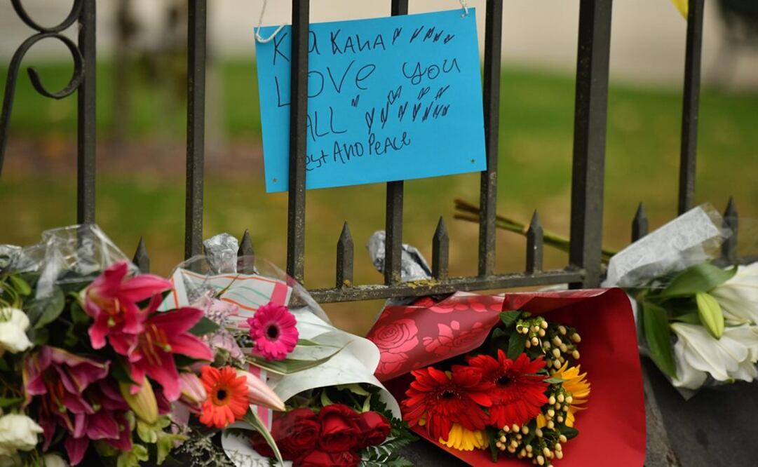 Mensajes a las víctimas del tiroteo en Christchurch (Foto: EFE)
