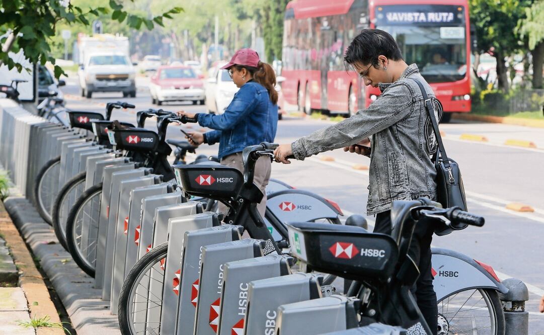 En Buenavista a veces es difícil hallar bicicletas por la alta demanda o la existencia de fallas, sobre todo en los asientos, indicaron usuarios. Foto: Darío Luna / EL UNIVERSAL